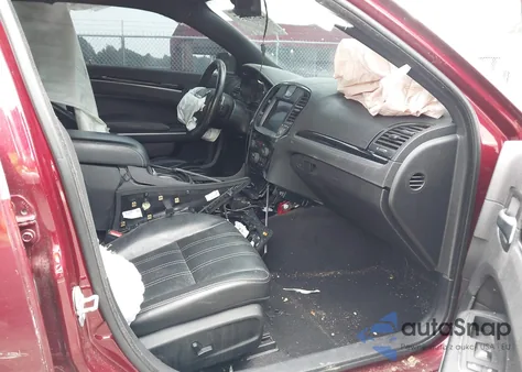 2019 Chrysler 300 300S z USA, uszkodzony, nr VIN 2C3CCABG5KH601217